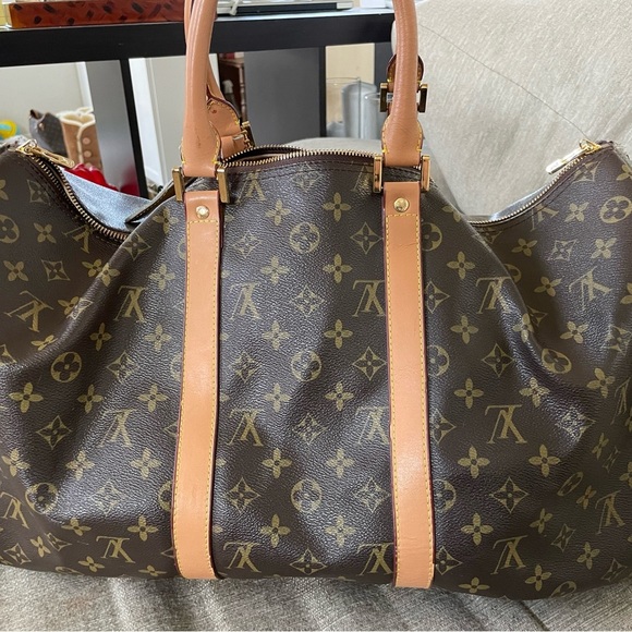 Louis Vuitton Handbags - * LOUIS VUITTON * Large Weekender Monogram Duffle - needs Repairs